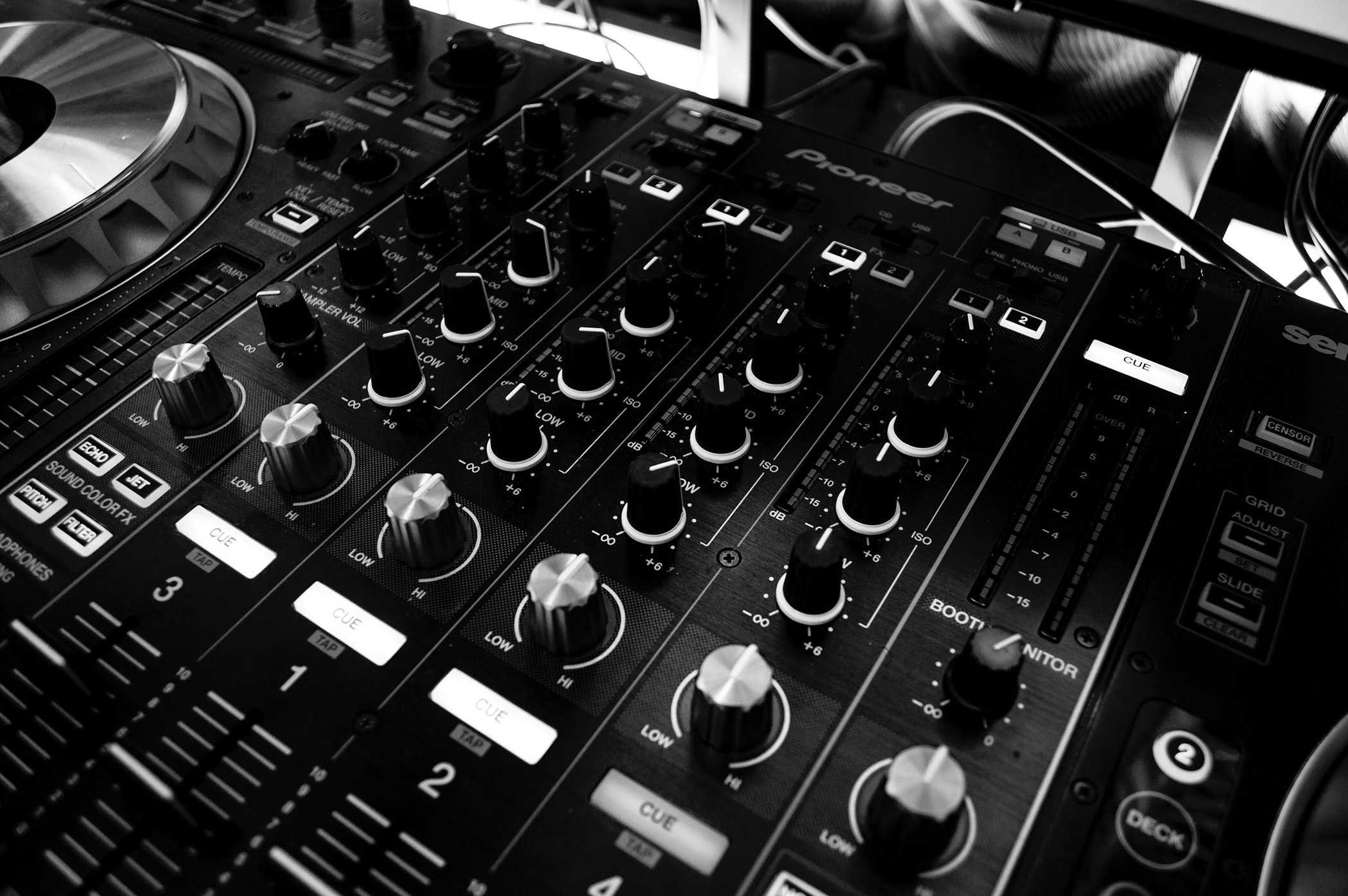 Roland TB-303, TR-808 Og TR-909